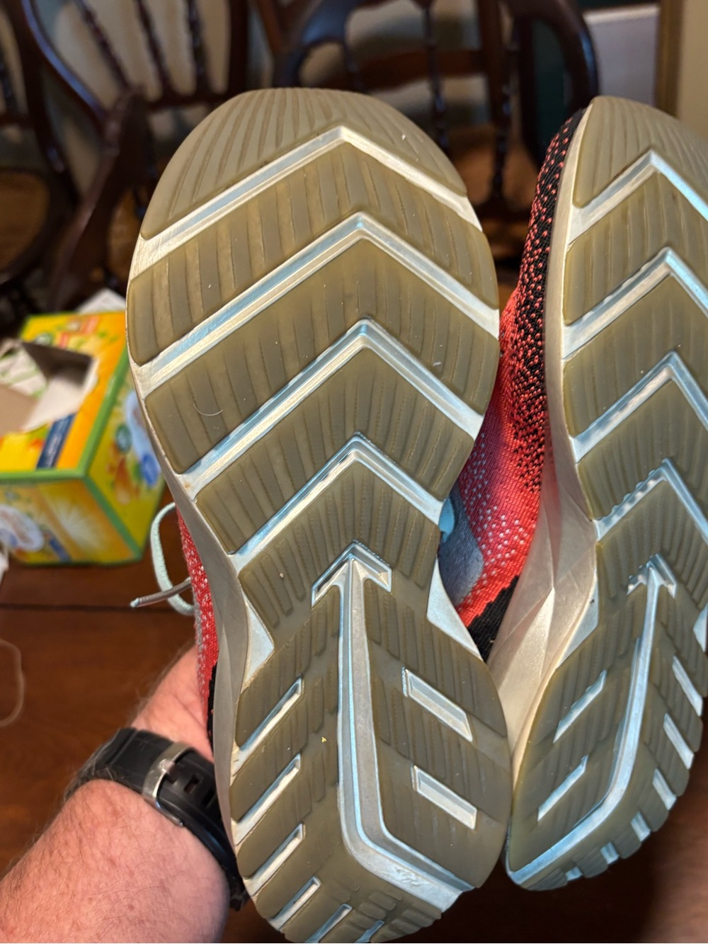 Size 7.5 - Brooks Levitate 2 Black/Blue/Coral - Picture 10 of 11